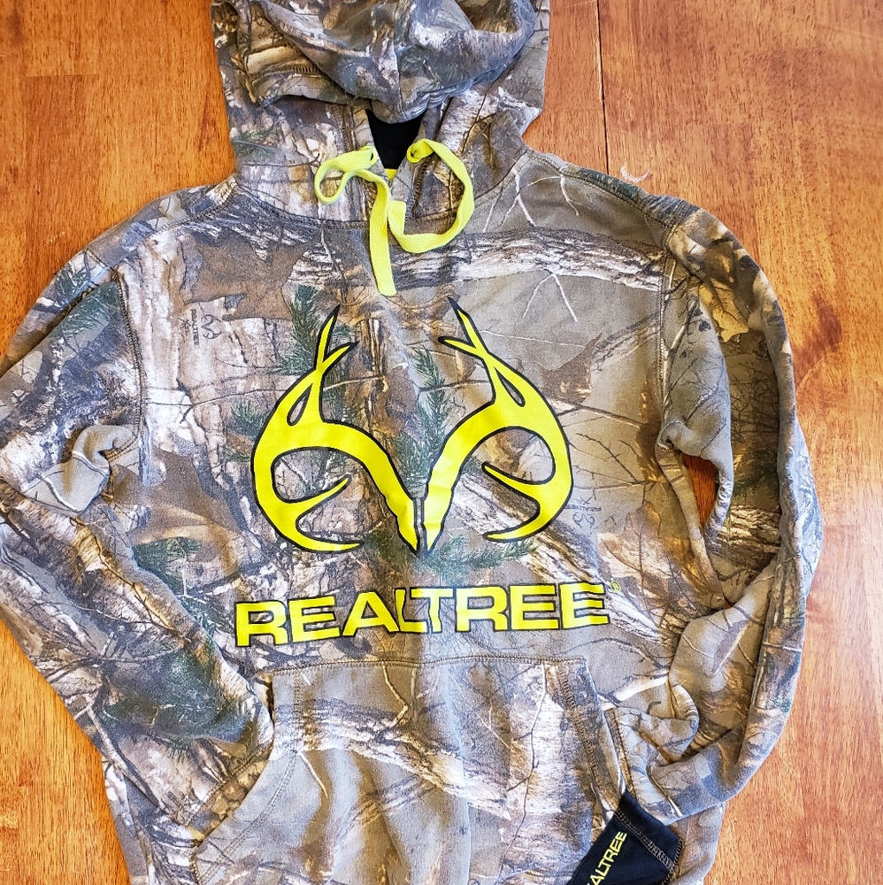✈ Men's Realtree camo hoodie